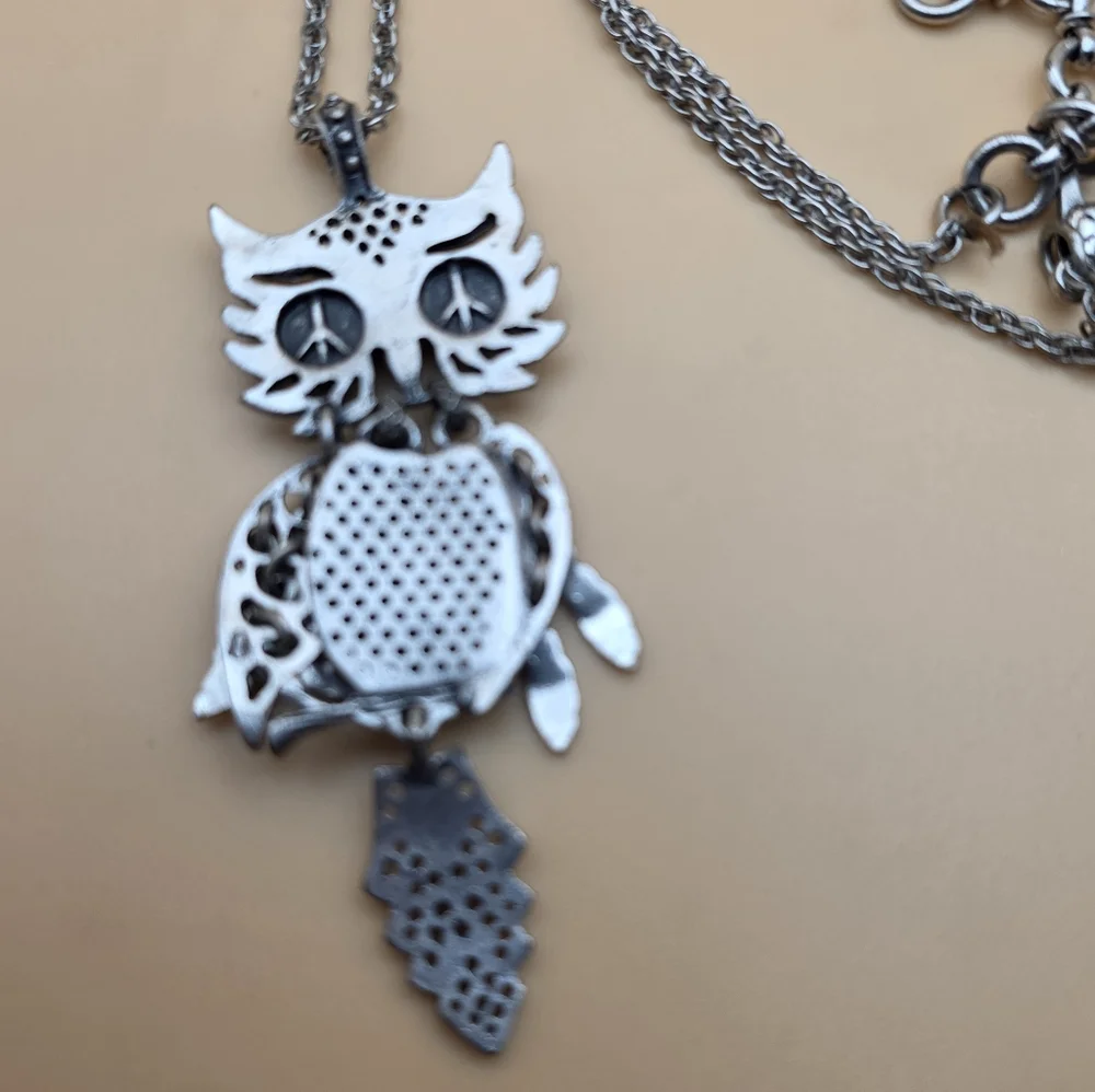 "Dreamcatcher" Articulated Owl Necklace - Picture 4 of 5